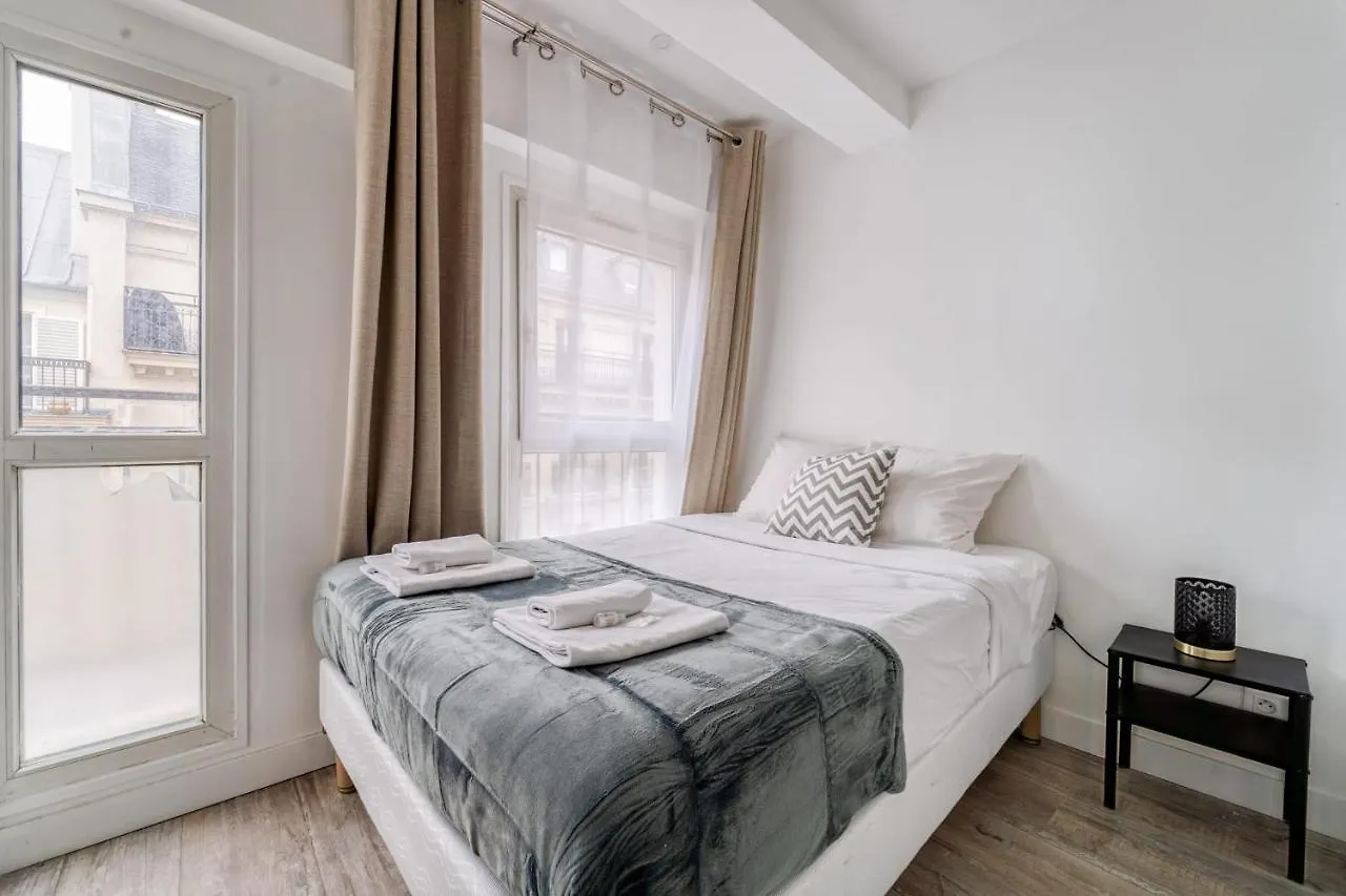 Beautiful Apartement With 2 Bedrooms In Paris Centre